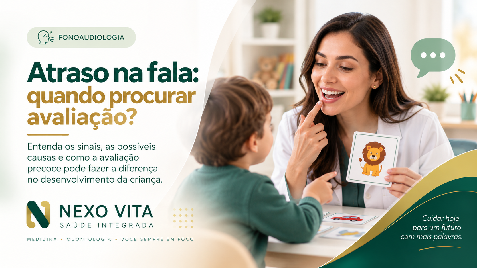 Criança pequena interagindo e se comunicando com um adulto