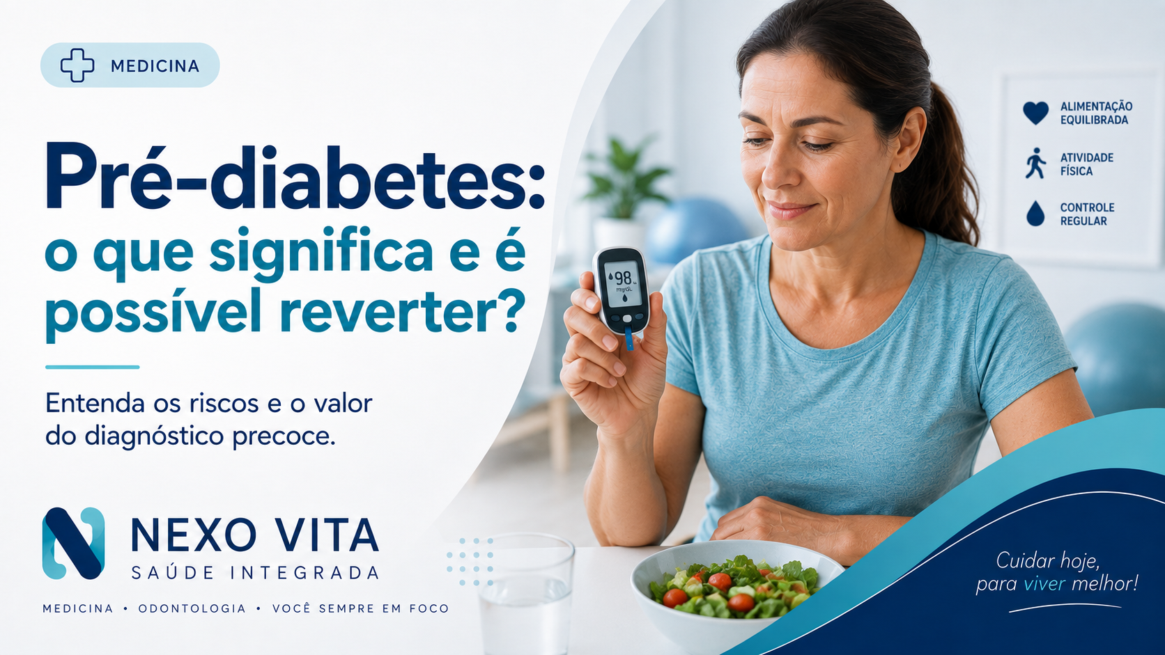 Pessoa conversando com médico sobre resultado de glicemia